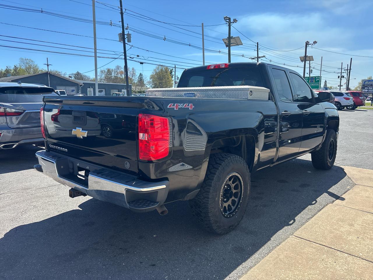 Chevrolet Silverado 1500 4WD Double Cab 143.5" LS 2015