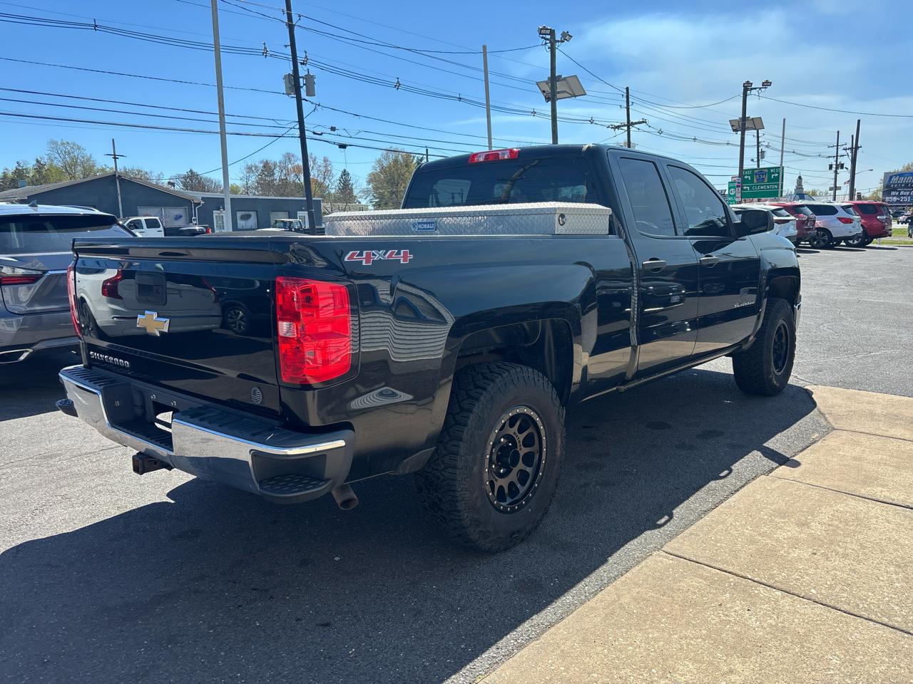 Chevrolet Silverado 1500 4WD Double Cab 143.5" LS 2015