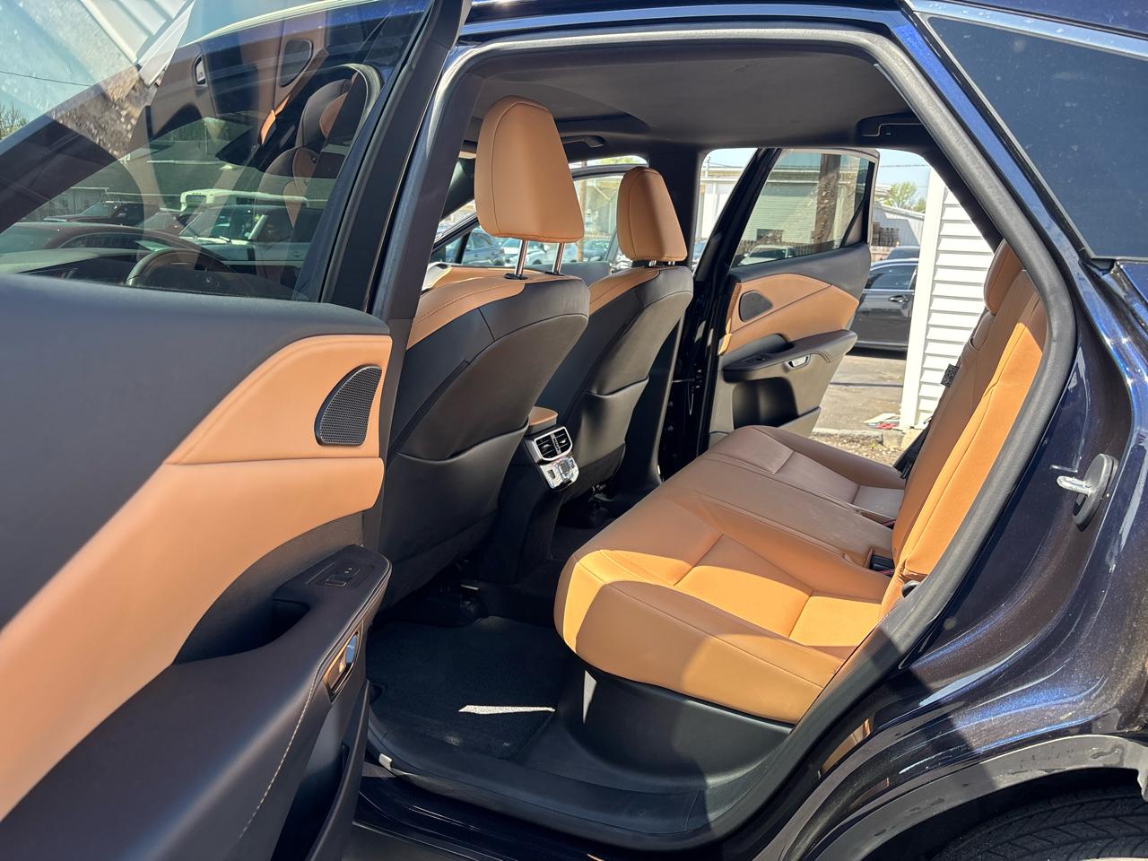 Lexus RX RX 350 AWD 2025