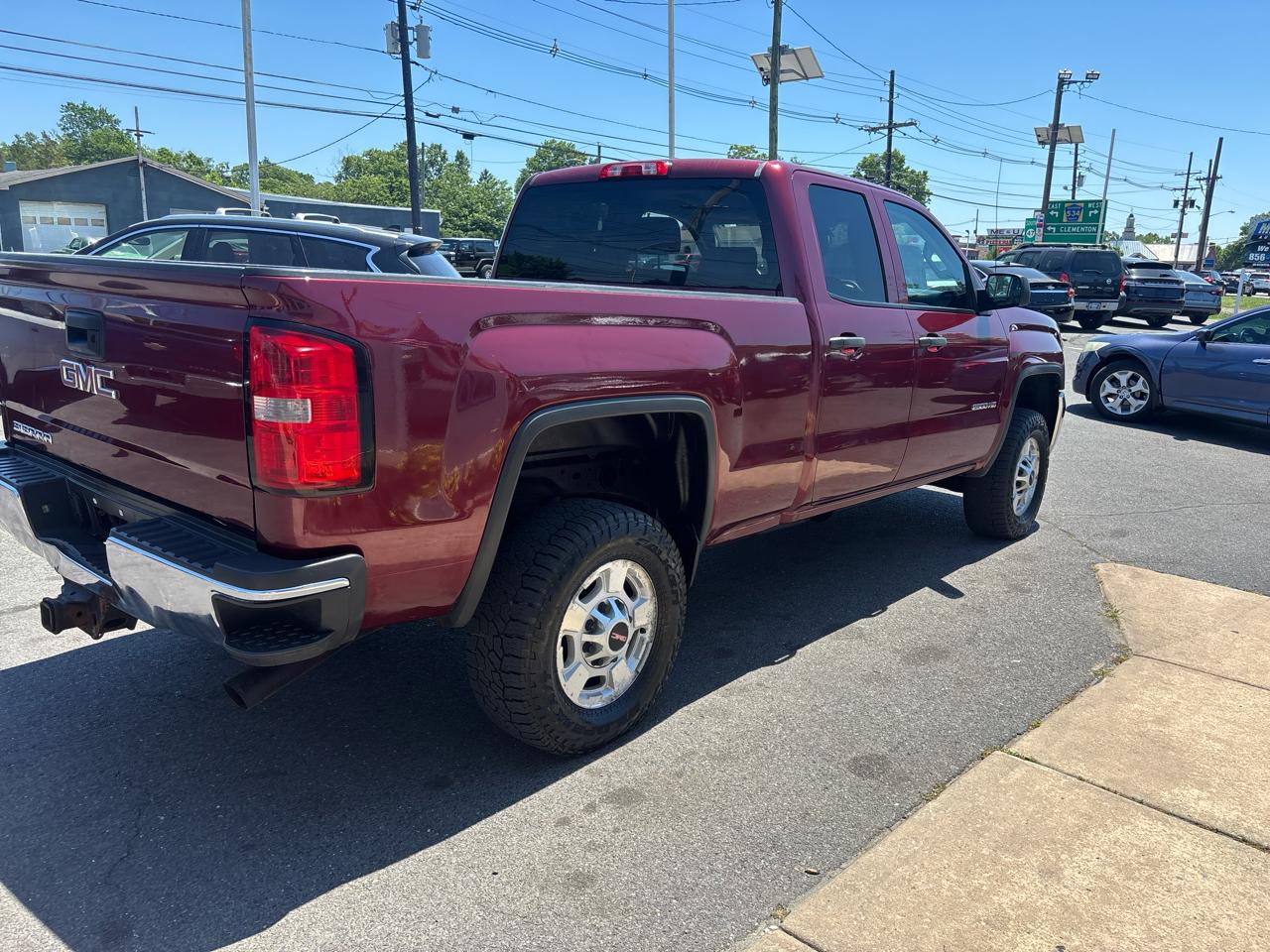 GMC Sierra 2500HD 4WD Double Cab 144.2" 2015