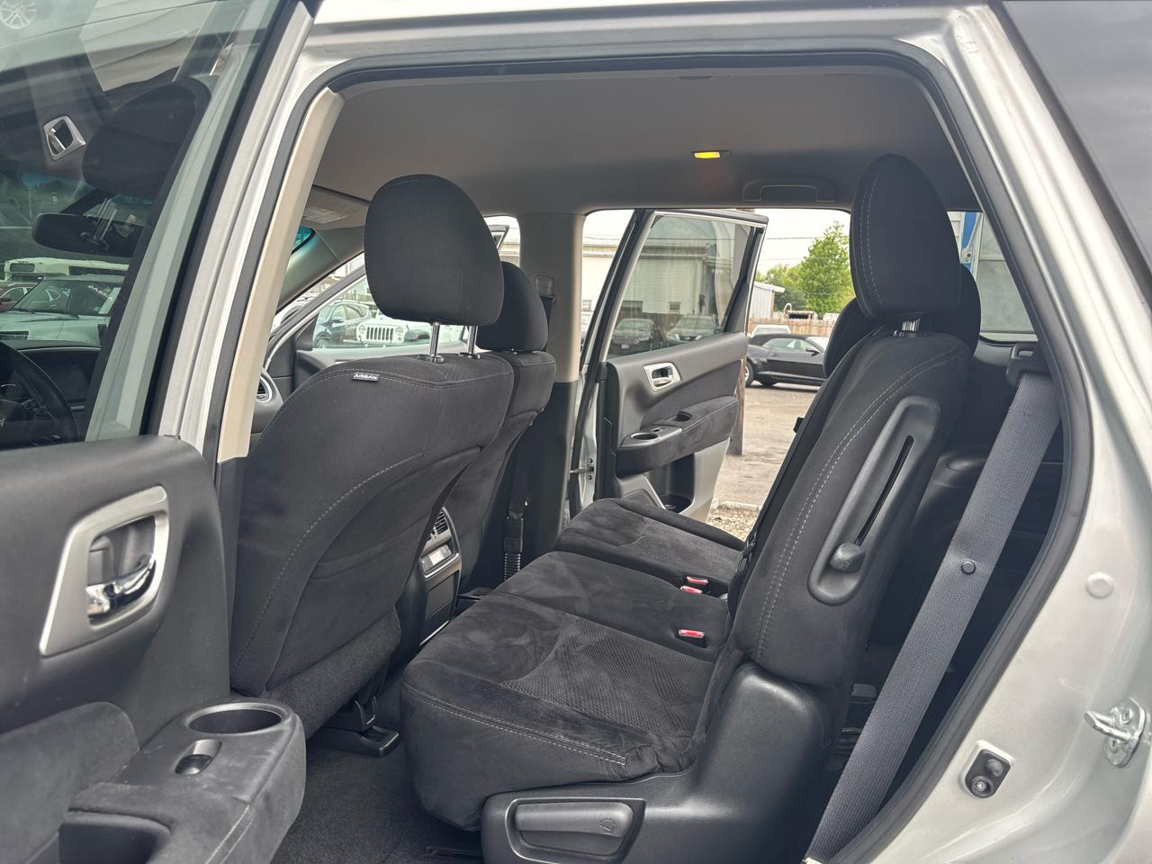 Nissan Pathfinder 4WD 4dr SV 2016