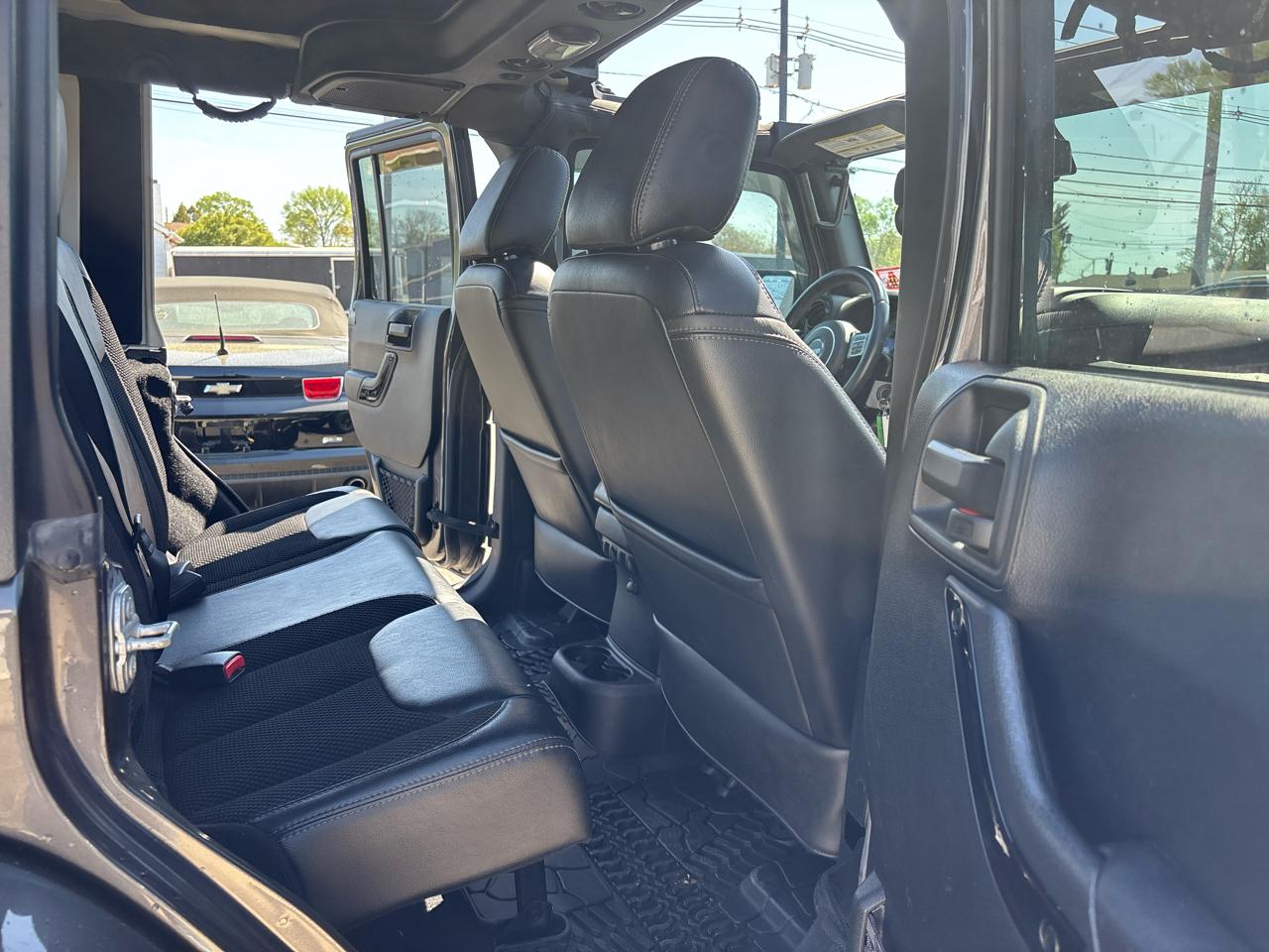 Jeep Wrangler Unlimited Winter 4x4 *Ltd Avail* 2017