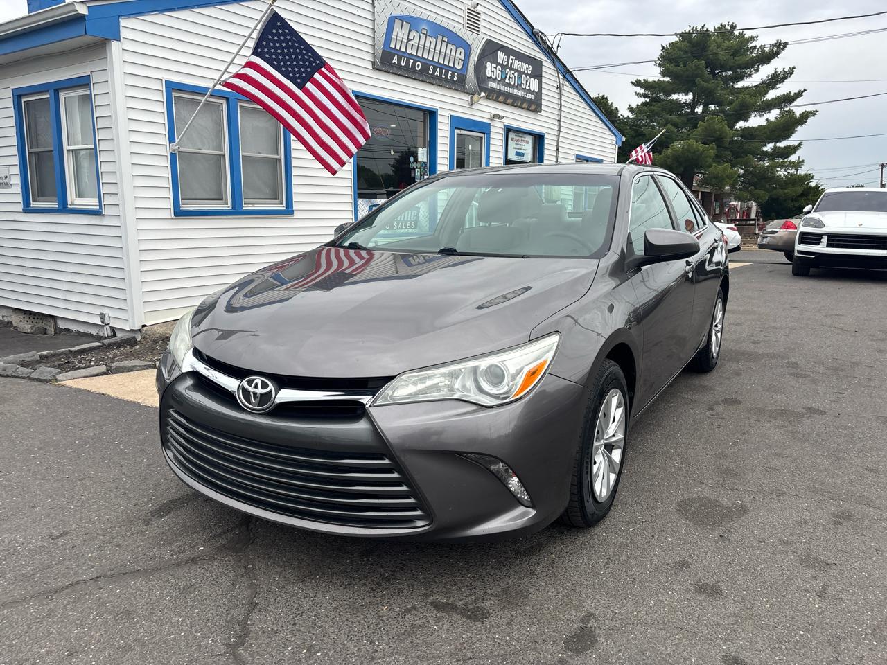 Toyota Camry XLE Auto (Natl) 2017