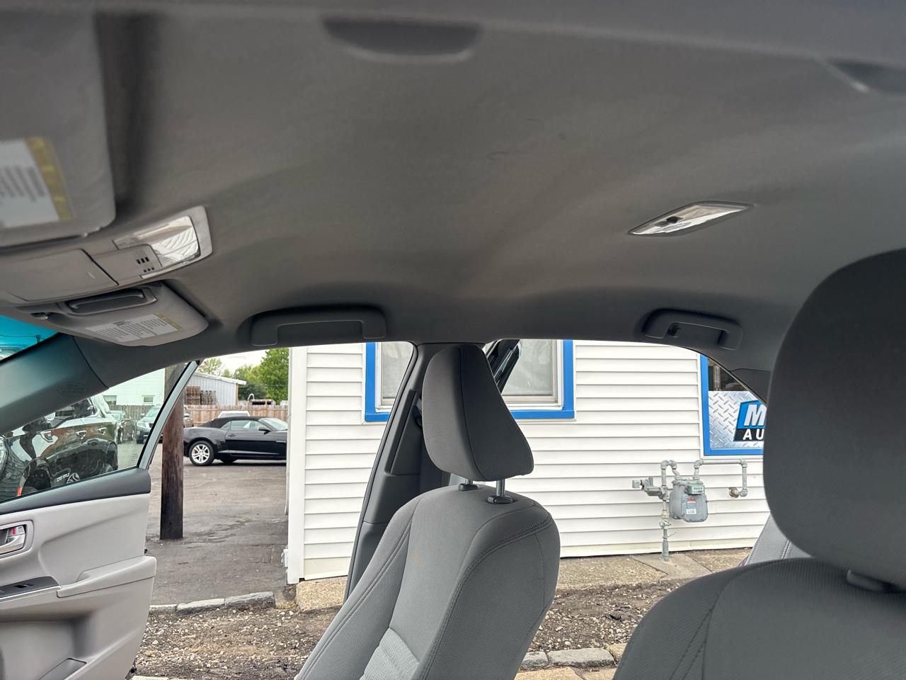 Toyota Camry XLE Auto (Natl) 2017