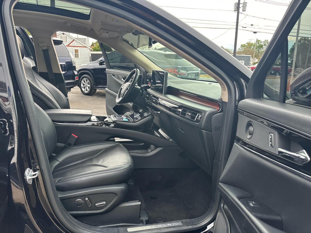 Lincoln Nautilus Reserve AWD 2022
