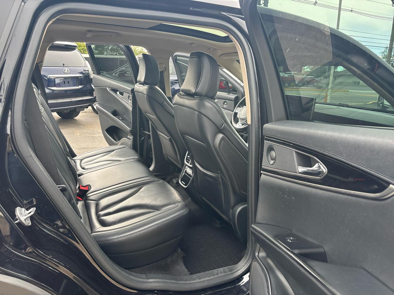 Lincoln Nautilus Reserve AWD 2022