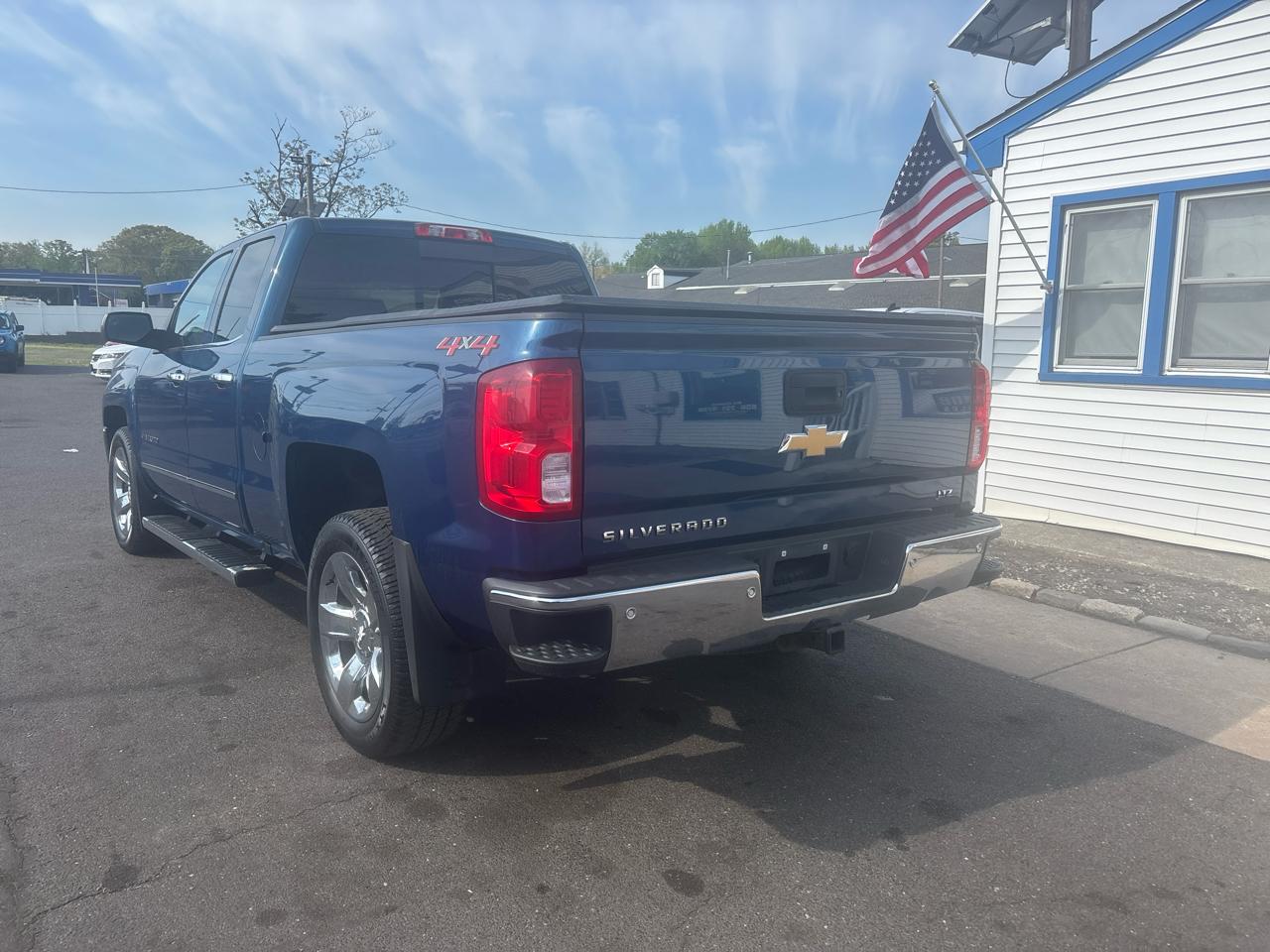 Chevrolet Silverado 1500 4WD Double Cab 143.5" LTZ w/1LZ 2018