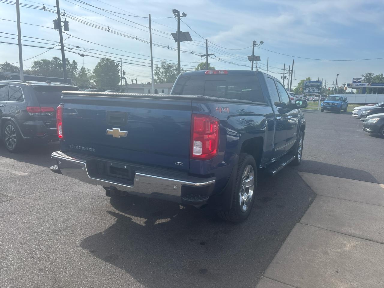 Chevrolet Silverado 1500 4WD Double Cab 143.5" LTZ w/1LZ 2018