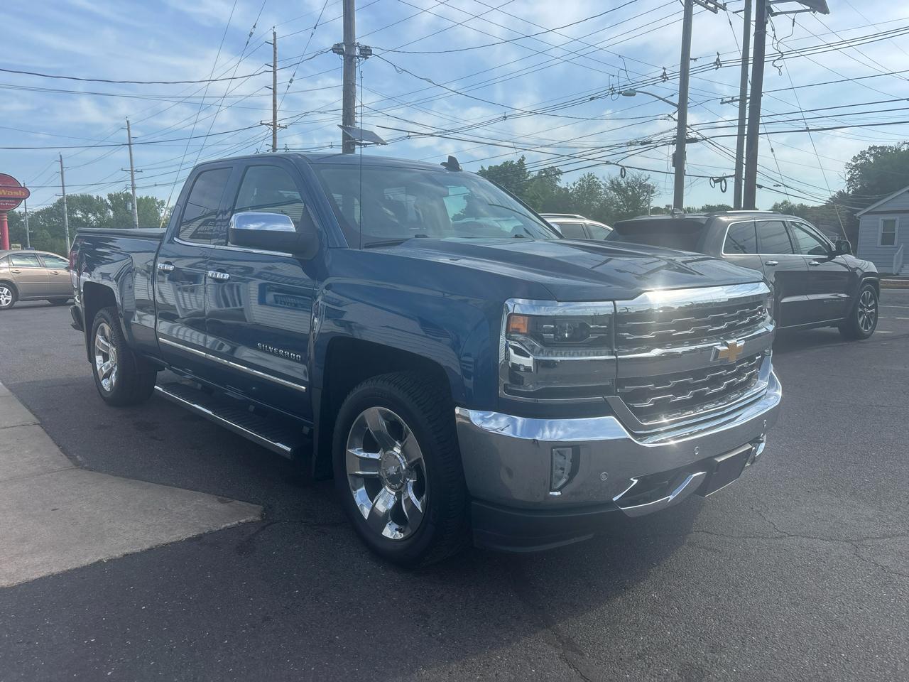 Chevrolet Silverado 1500 4WD Double Cab 143.5" LTZ w/1LZ 2018