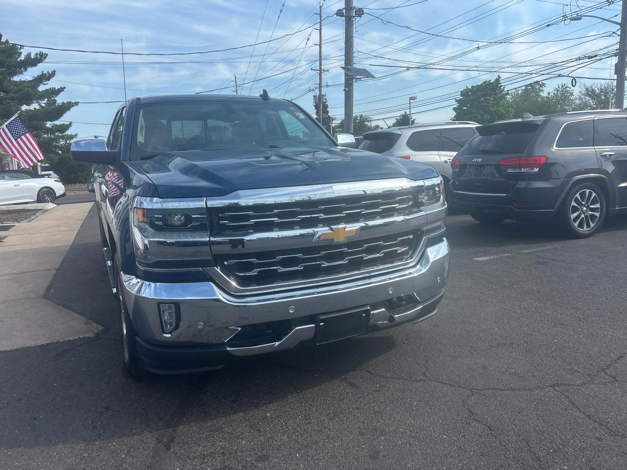 Chevrolet Silverado 1500 4WD Double Cab 143.5" LTZ w/1LZ 2018