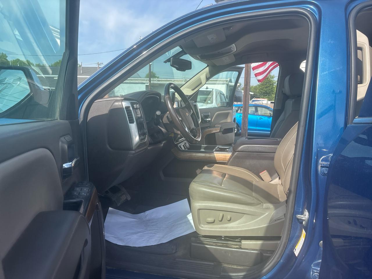 Chevrolet Silverado 1500 4WD Double Cab 143.5" LTZ w/1LZ 2018