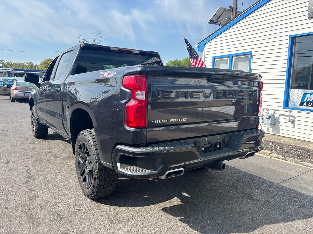 Chevrolet Silverado 1500 4WD Crew Cab 147" LT Trail Boss 2023