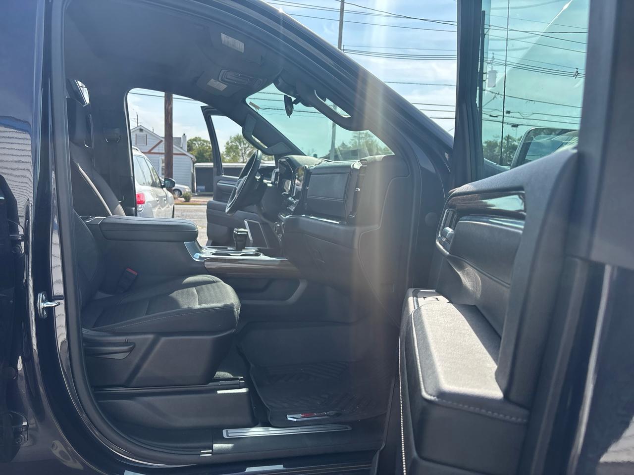 Chevrolet Silverado 1500 4WD Crew Cab 147" LT Trail Boss 2023