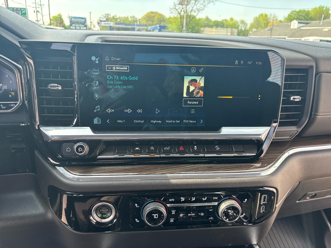 Chevrolet Silverado 1500 4WD Crew Cab 147" LT Trail Boss 2023