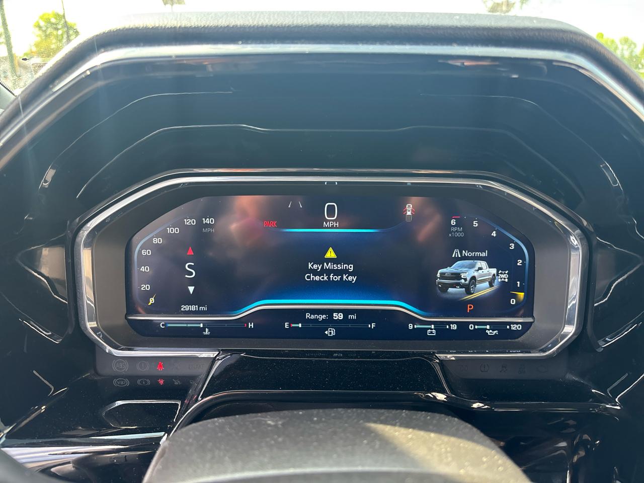 Chevrolet Silverado 1500 4WD Crew Cab 147" LT Trail Boss 2023