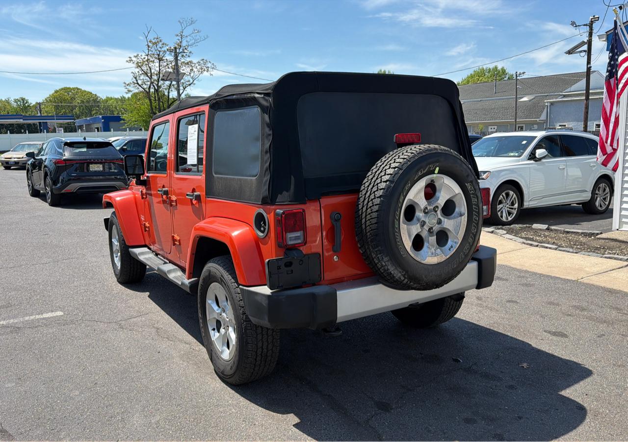 Jeep Wrangler Unlimited 4WD 4dr Sahara 2015