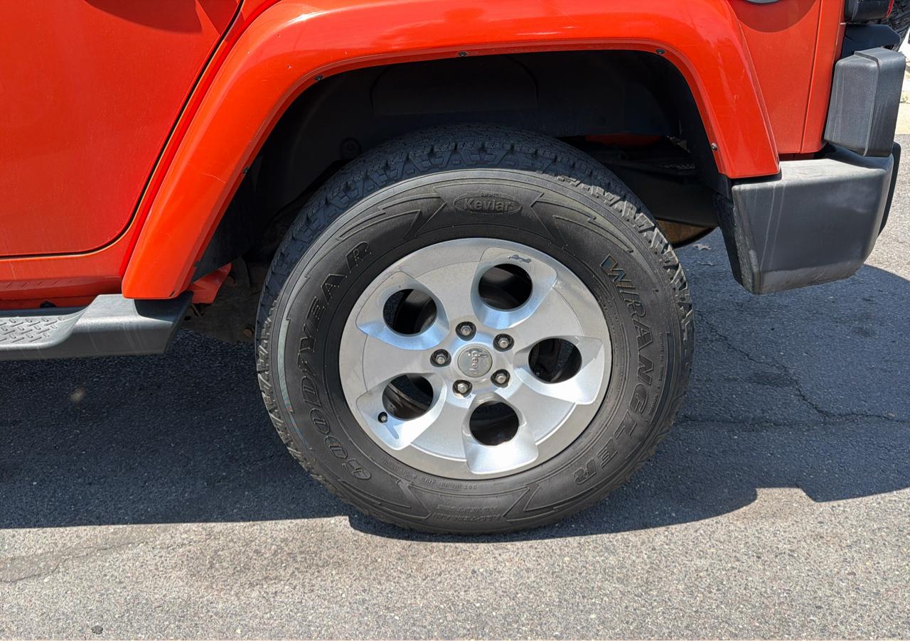 Jeep Wrangler Unlimited 4WD 4dr Sahara 2015