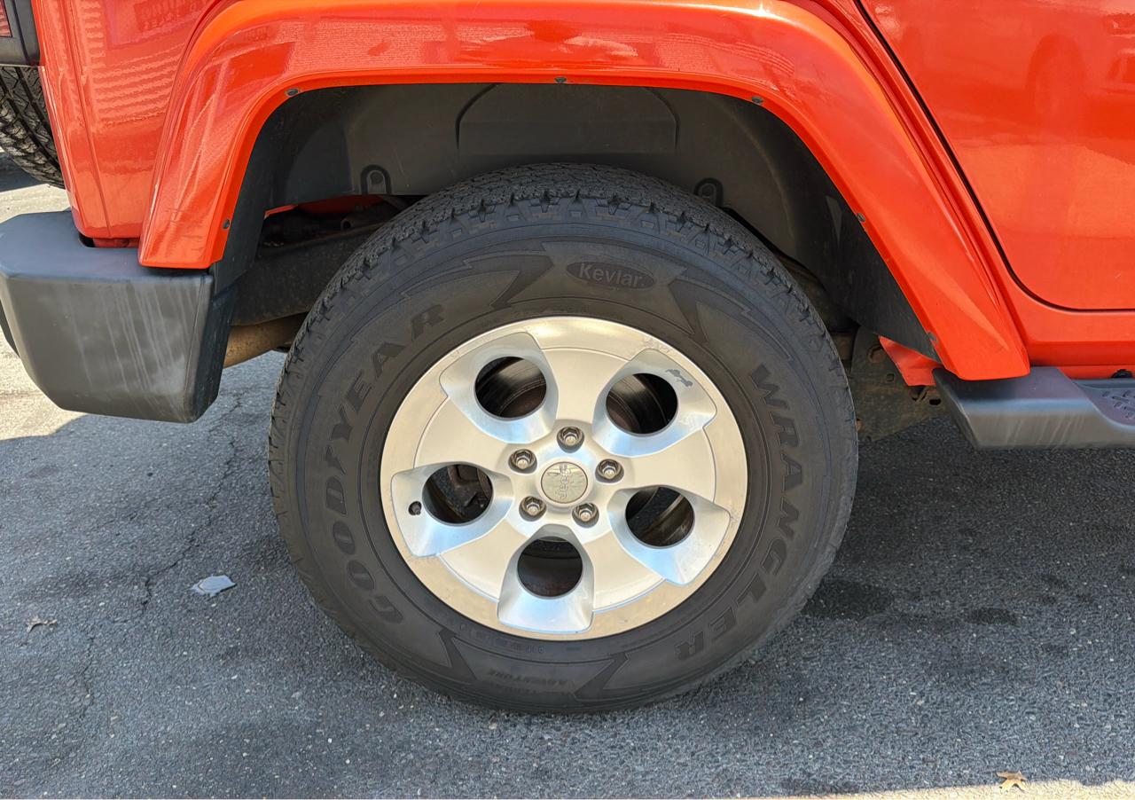Jeep Wrangler Unlimited 4WD 4dr Sahara 2015