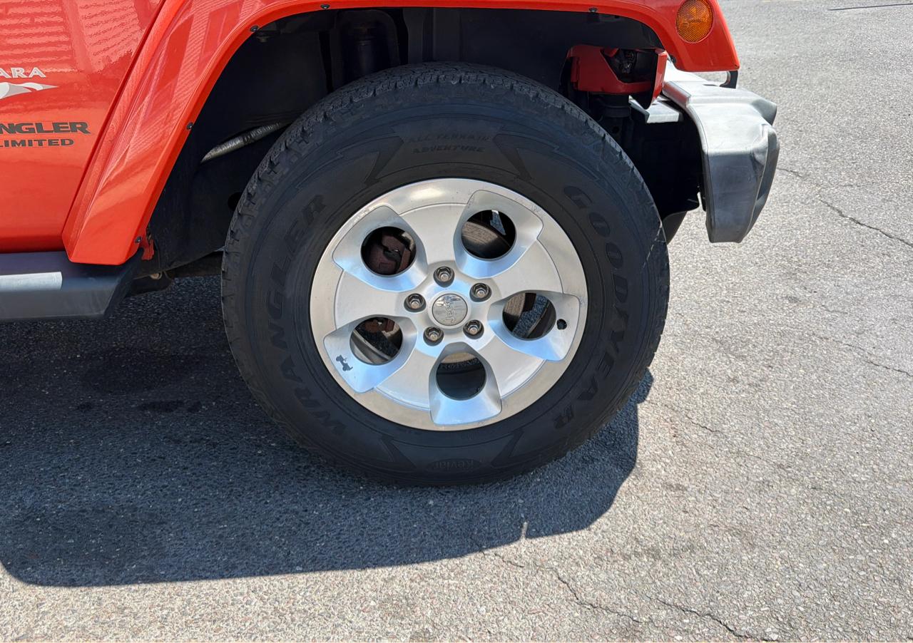 Jeep Wrangler Unlimited 4WD 4dr Sahara 2015