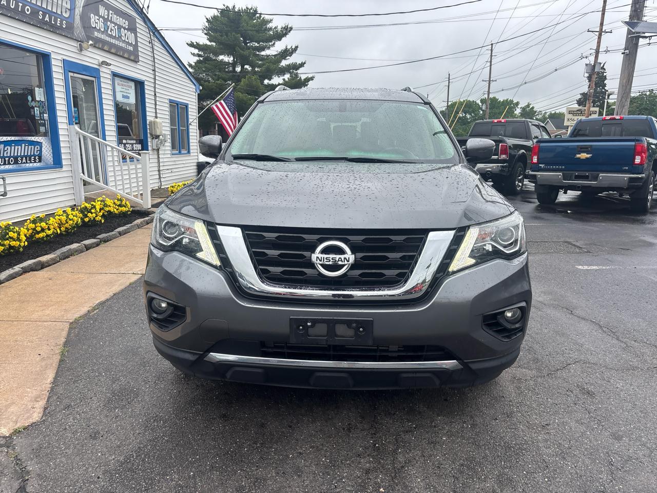 Nissan Pathfinder 4x4 SV 2019