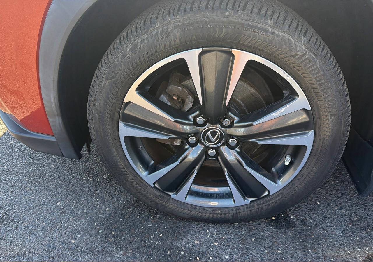 Lexus UX UX 250h AWD 2019