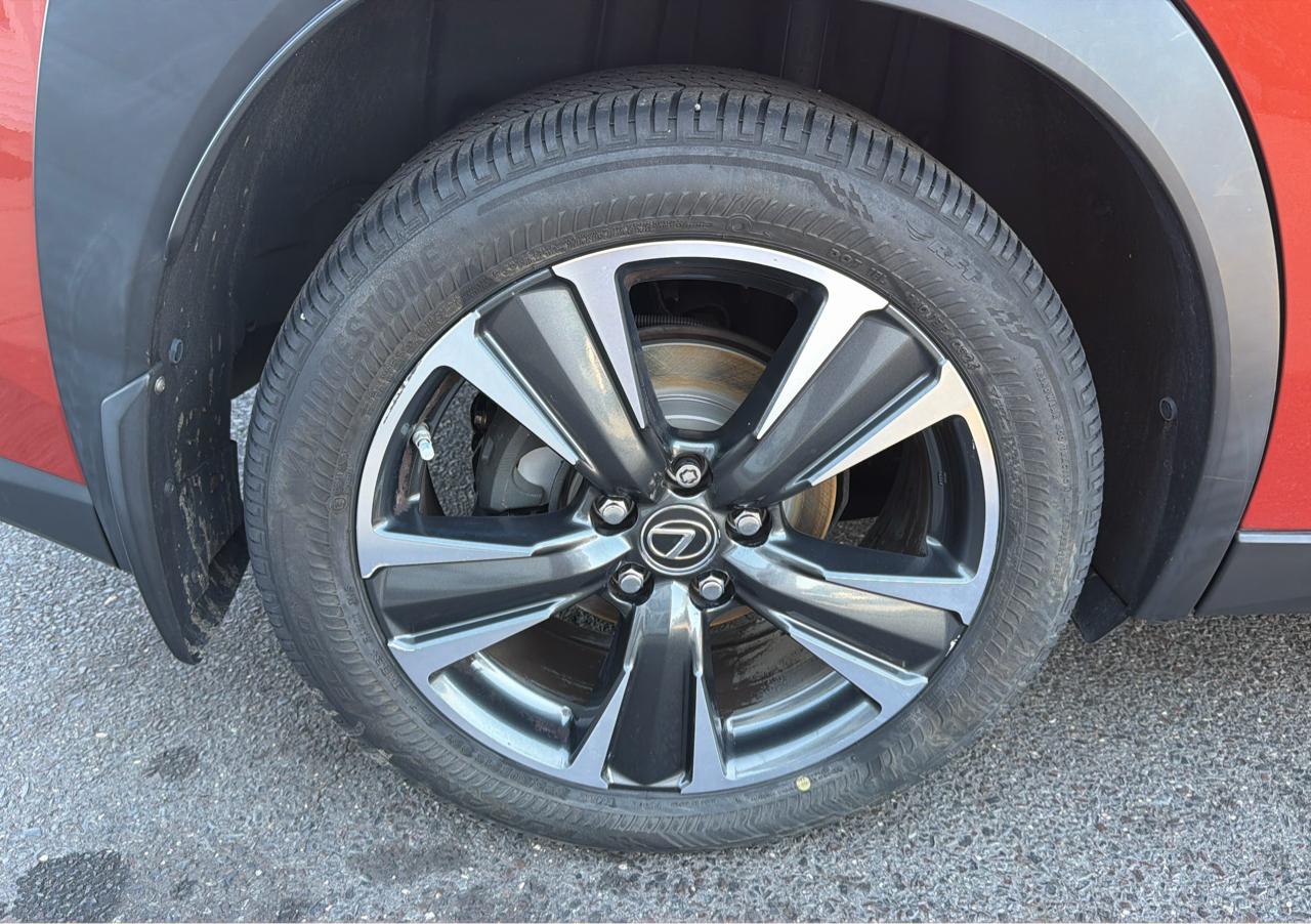 Lexus UX UX 250h AWD 2019
