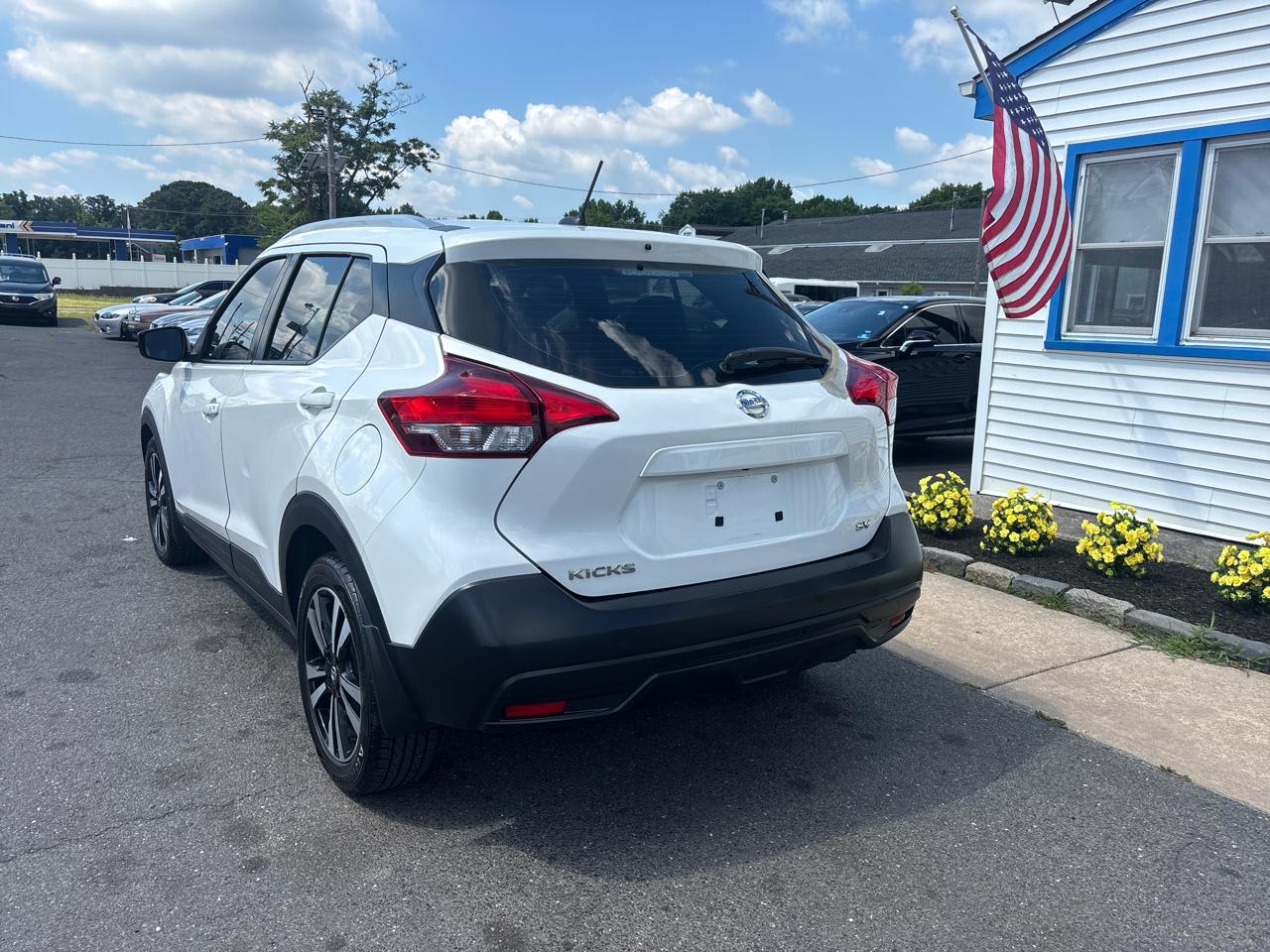 Nissan Kicks SV FWD 2018