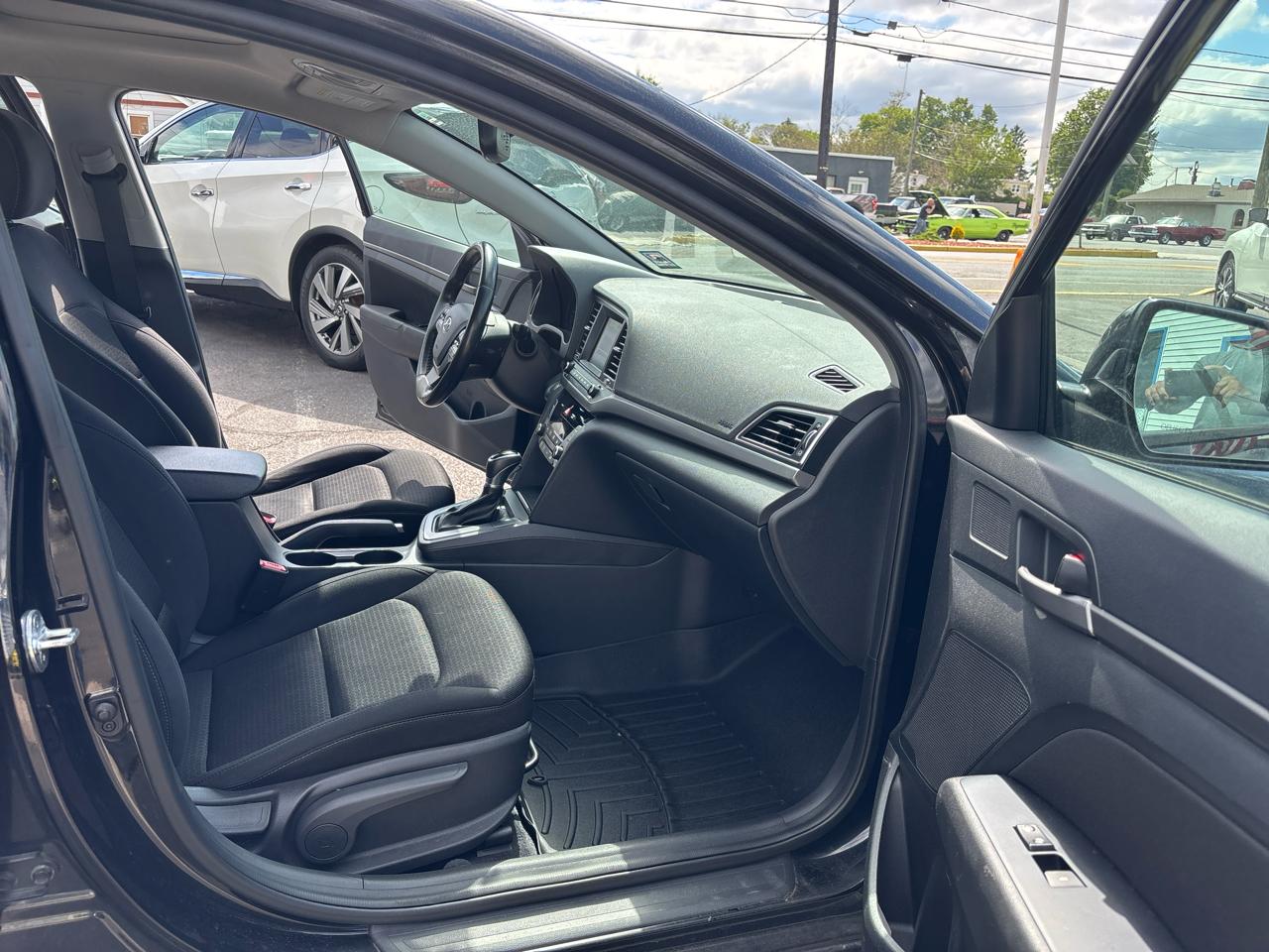 Hyundai Elantra Value Edition 2.0L Auto (Alabama) 2018