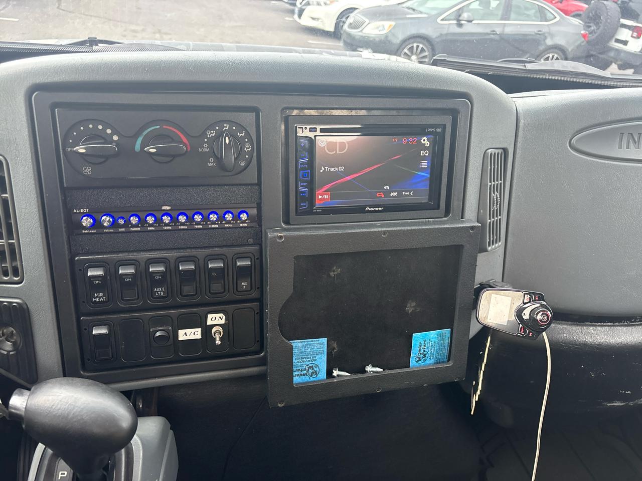International 4300  2003