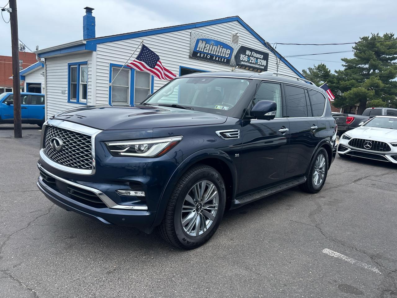 Infiniti QX80 LUXE AWD 2019