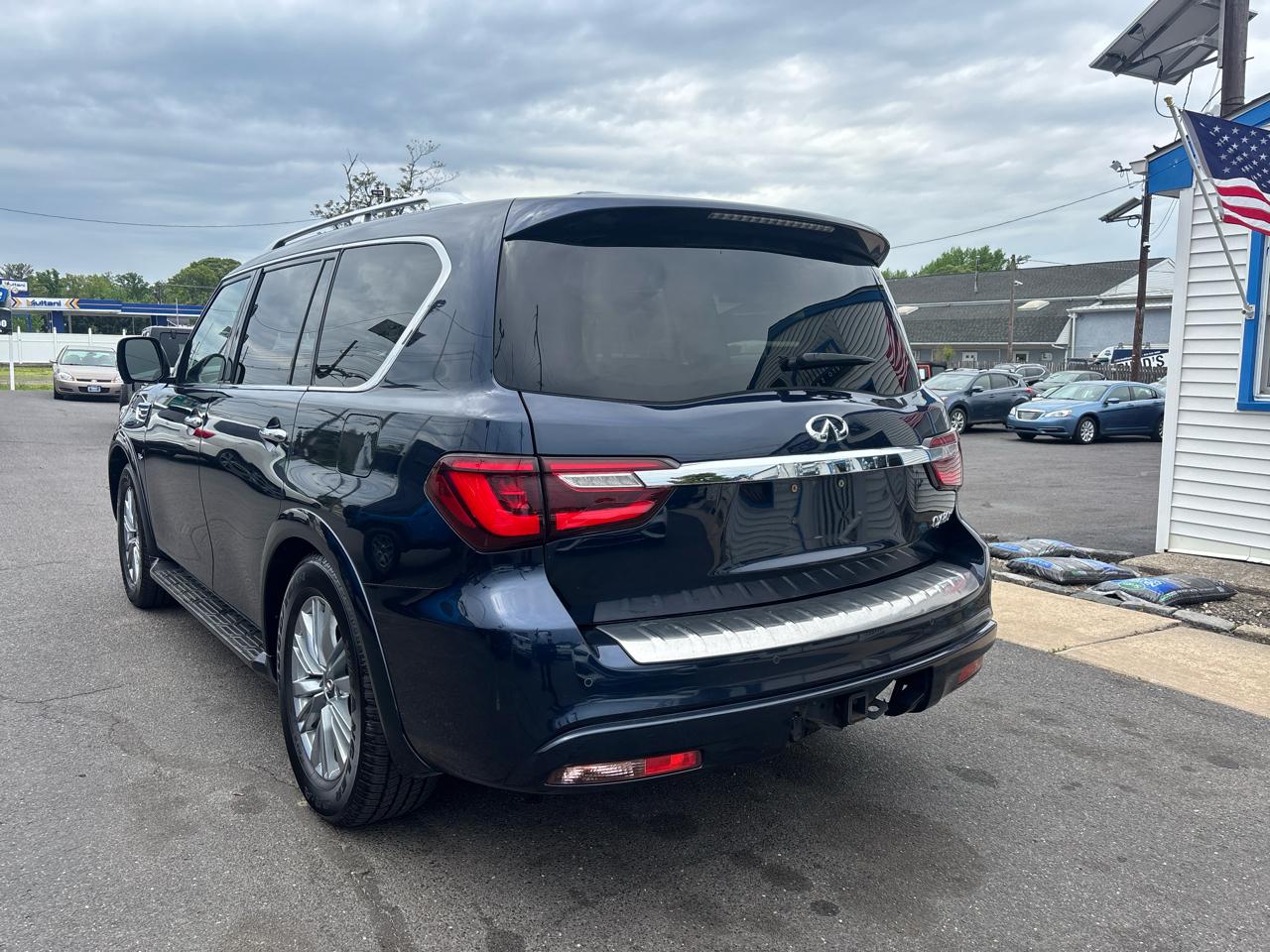 Infiniti QX80 LUXE AWD 2019