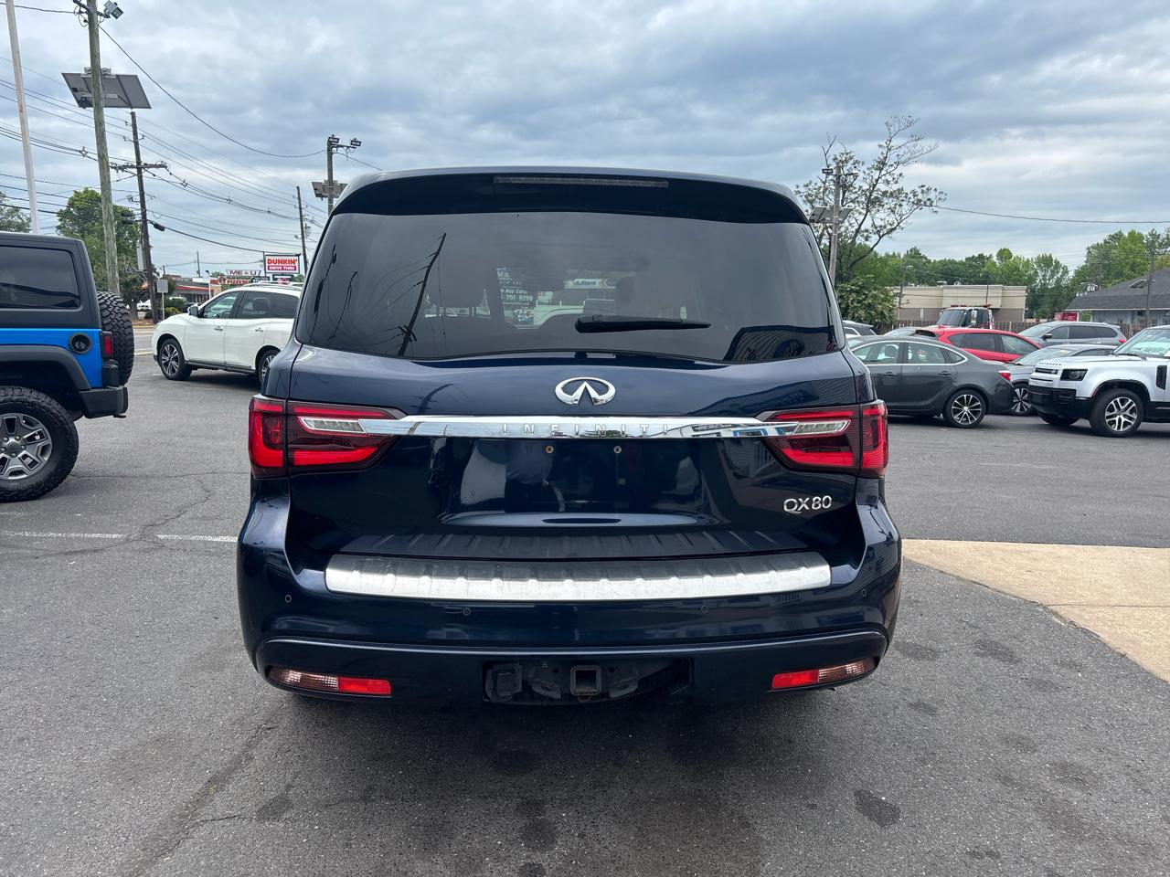 Infiniti QX80 LUXE AWD 2019