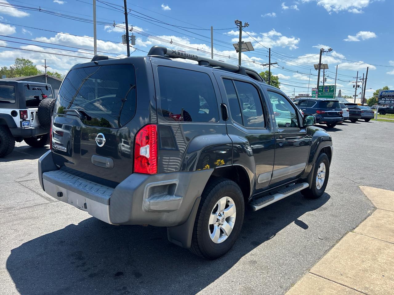 Nissan Xterra 4WD 4dr Auto S 2012