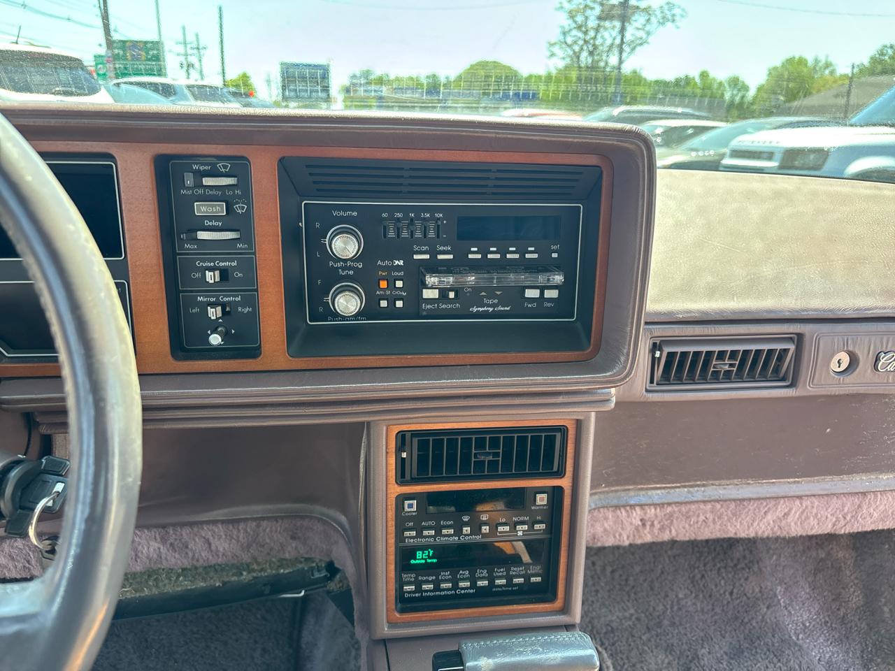 Cadillac Seville 4dr Sedan 1987