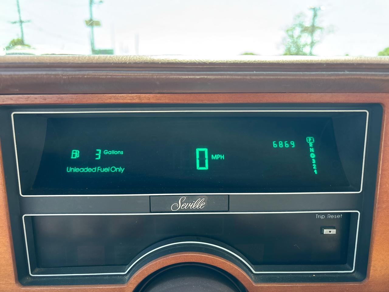 Cadillac Seville 4dr Sedan 1987