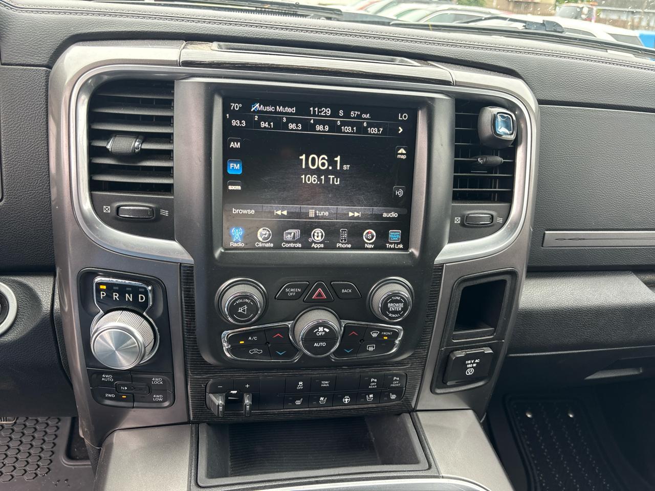 RAM 1500 Limited 4x4 Crew Cab 6'4" Box 2017