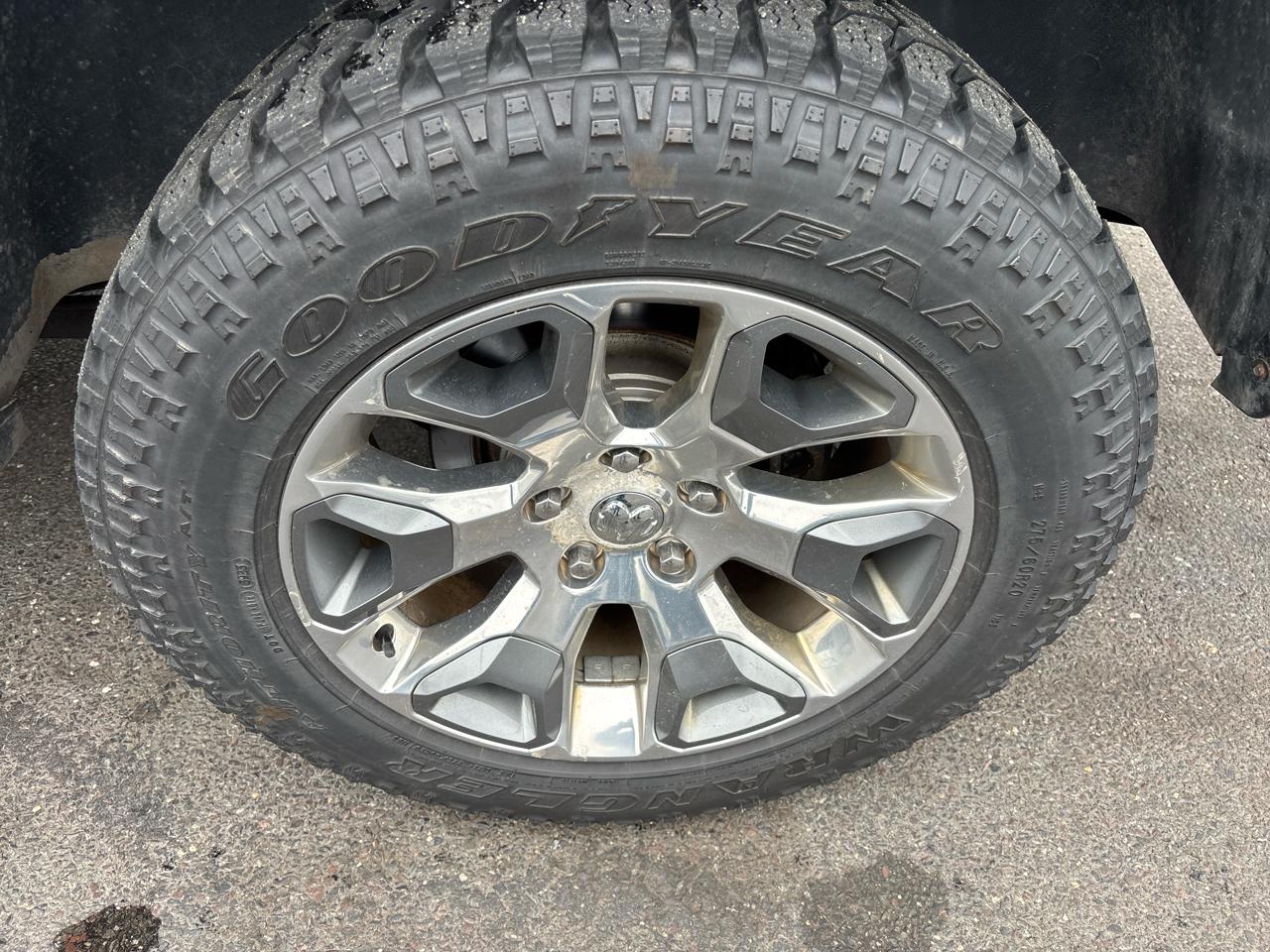 RAM 1500 Limited 4x4 Crew Cab 6'4" Box 2017