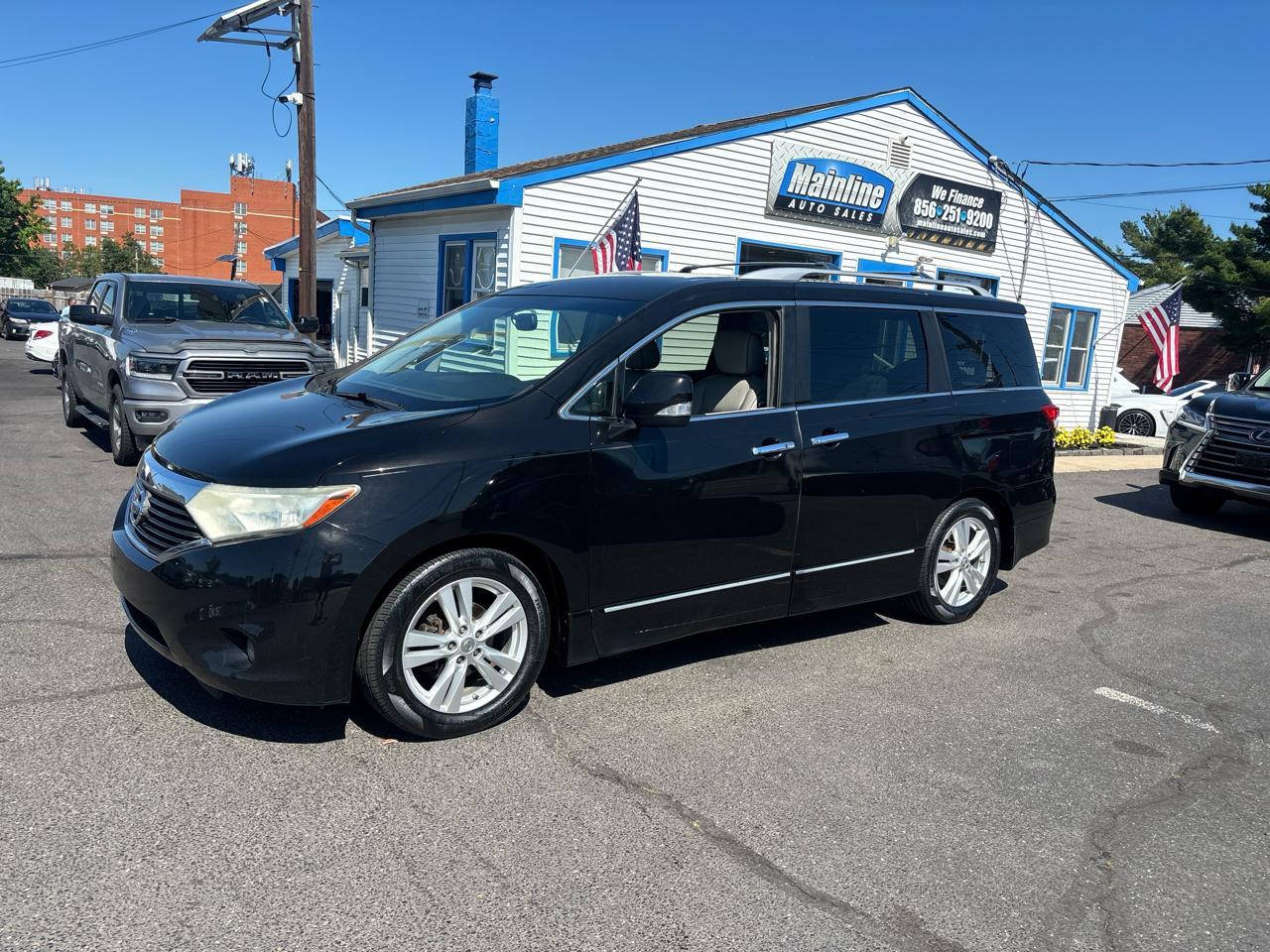 Nissan Quest 4dr SL 2012