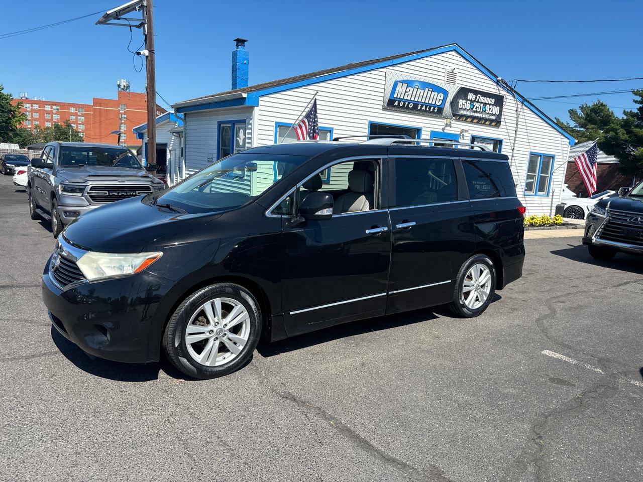 Nissan Quest 4dr SL 2012