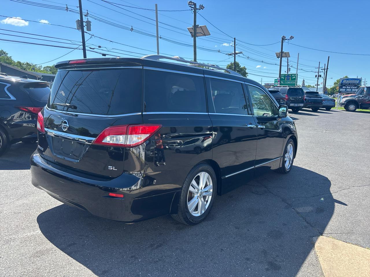 Nissan Quest 4dr SL 2012