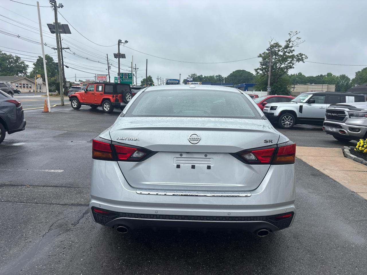 Nissan Altima 2.5 SR Sedan 2022