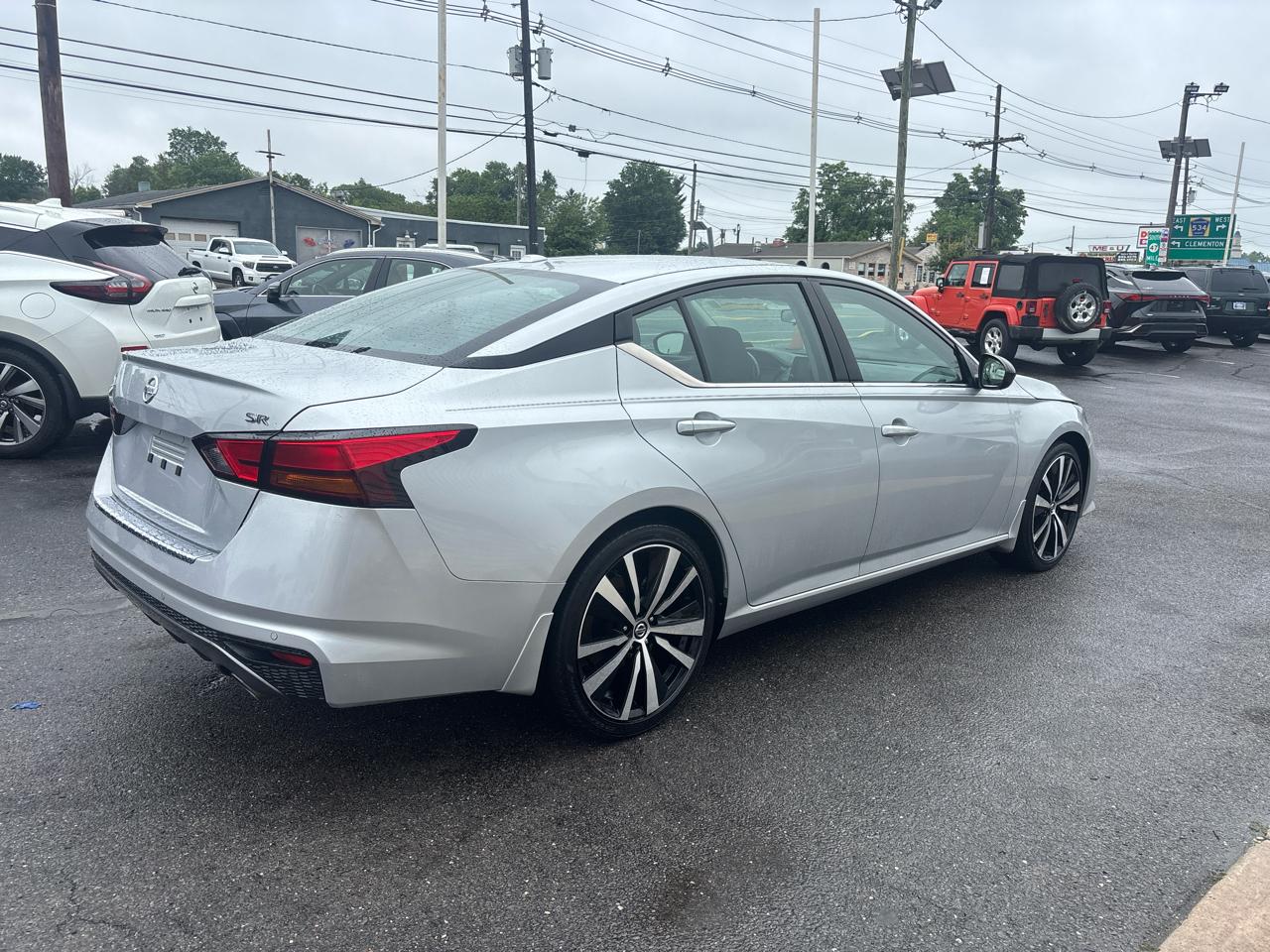 Nissan Altima 2.5 SR Sedan 2022