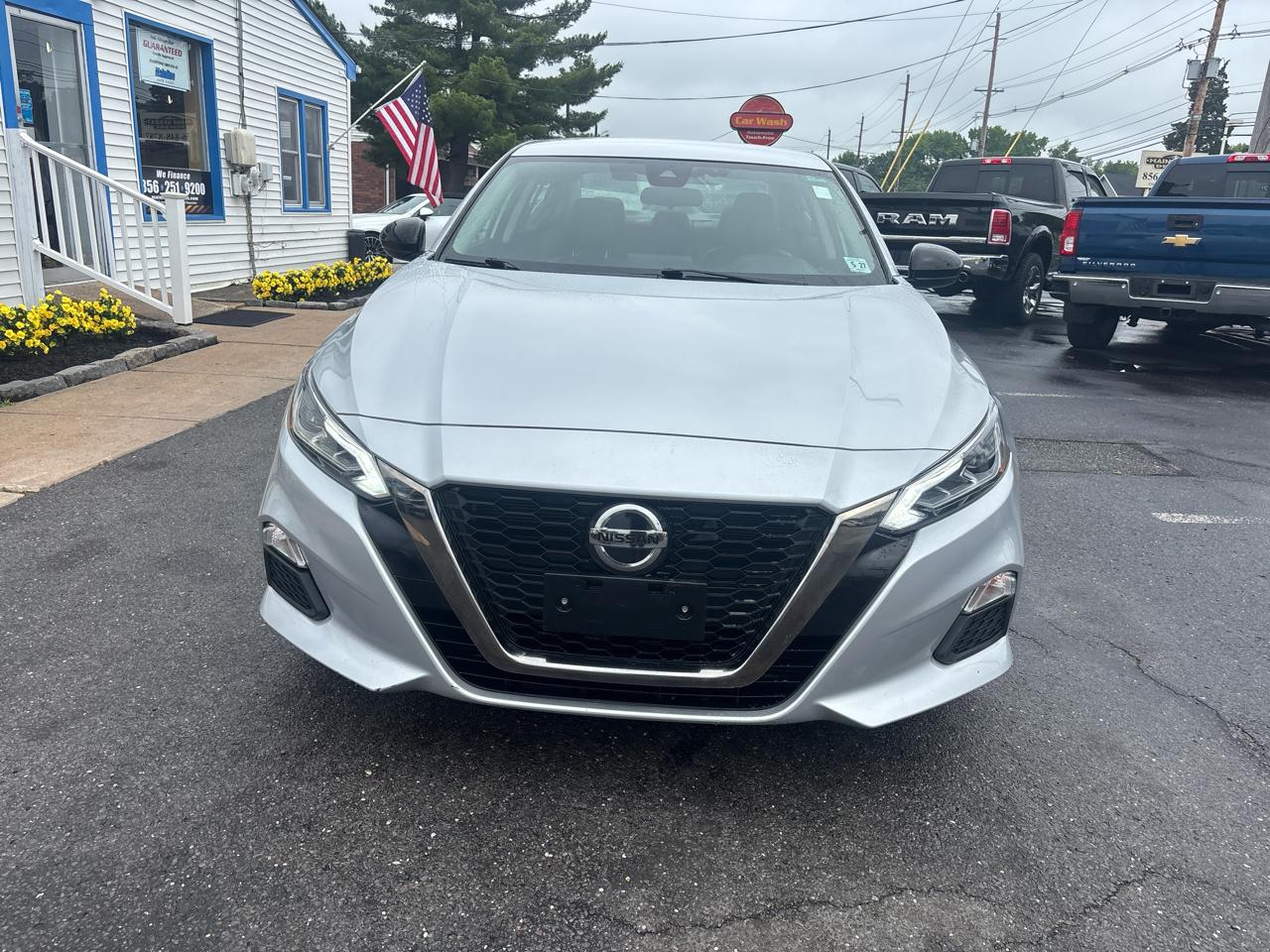 Nissan Altima 2.5 SR Sedan 2022