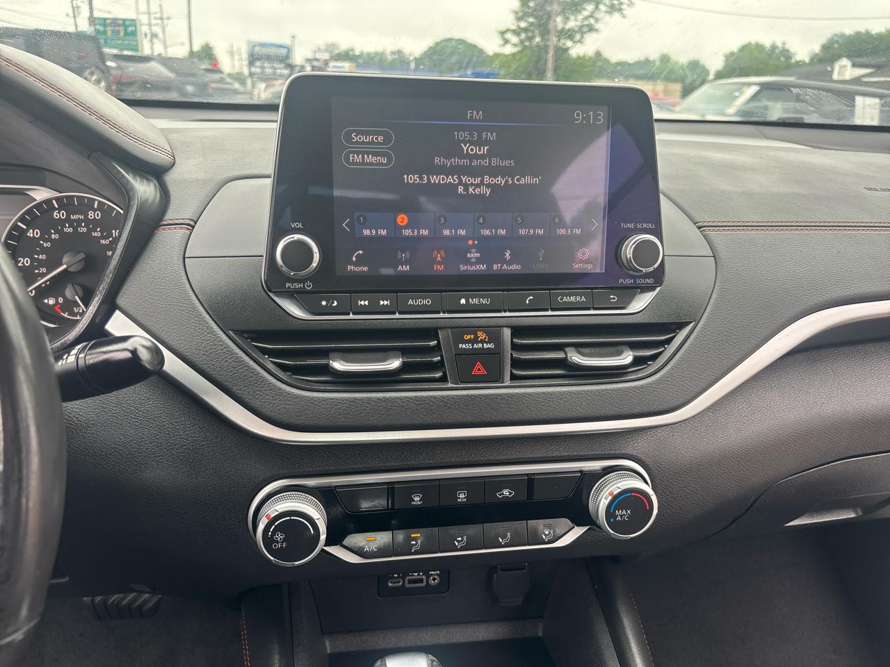 Nissan Altima 2.5 SR Sedan 2022