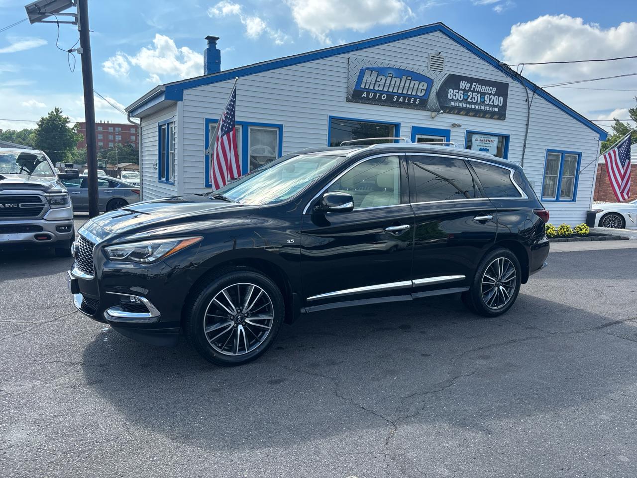 Infiniti QX60 2019.5 LUXE AWD 2019