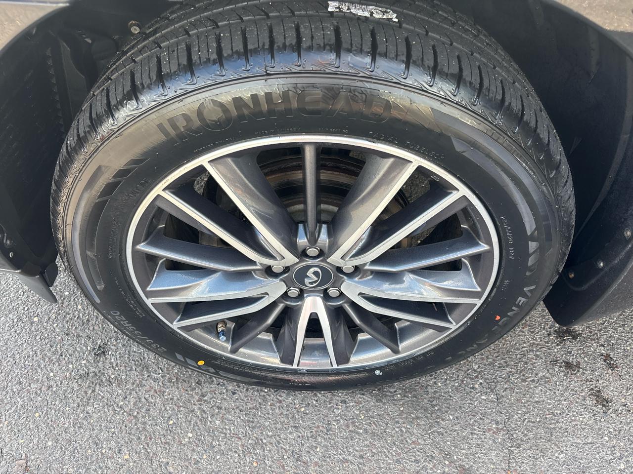 Infiniti QX60 2019.5 LUXE AWD 2019