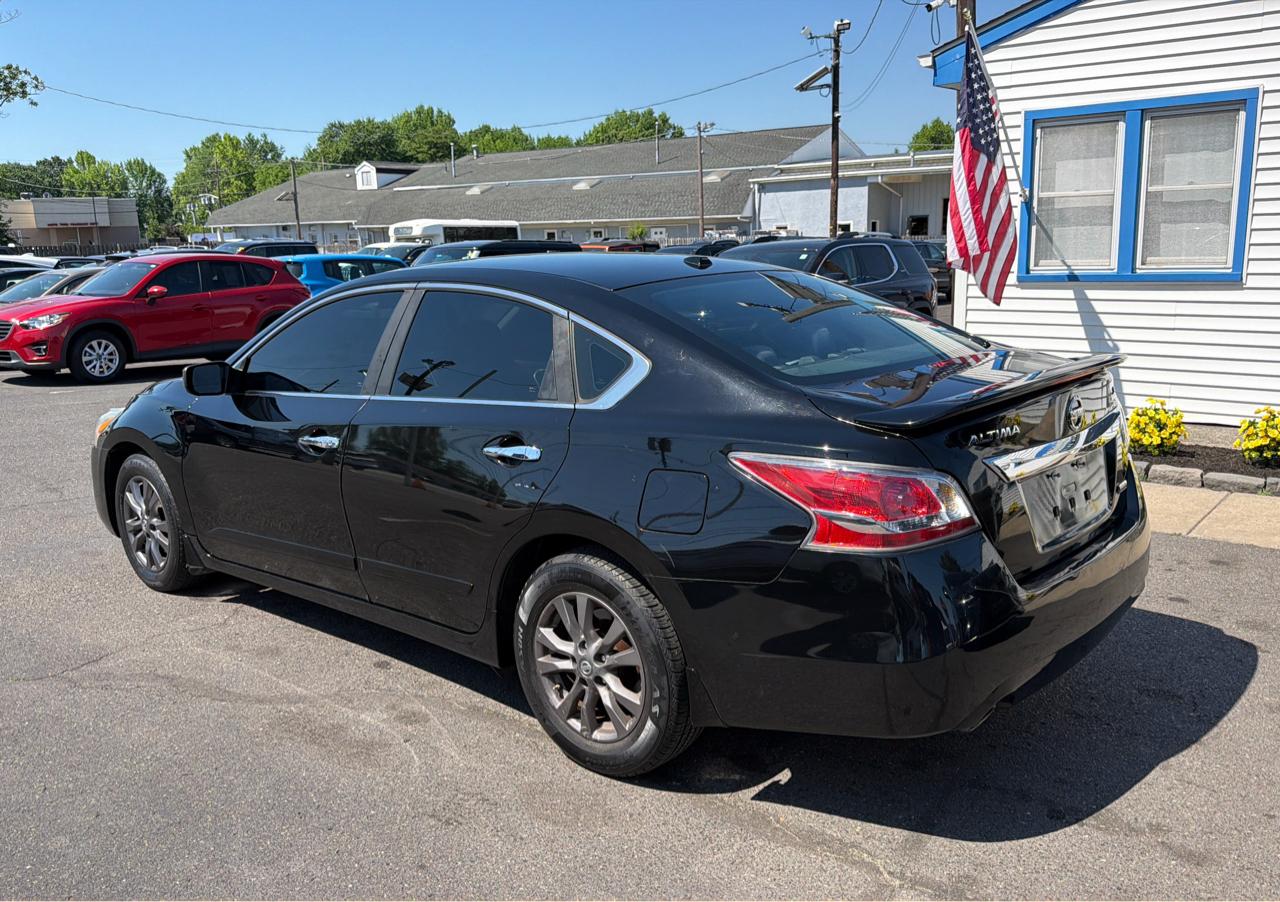 Nissan Altima 4dr Sdn I4 2.5 S 2015