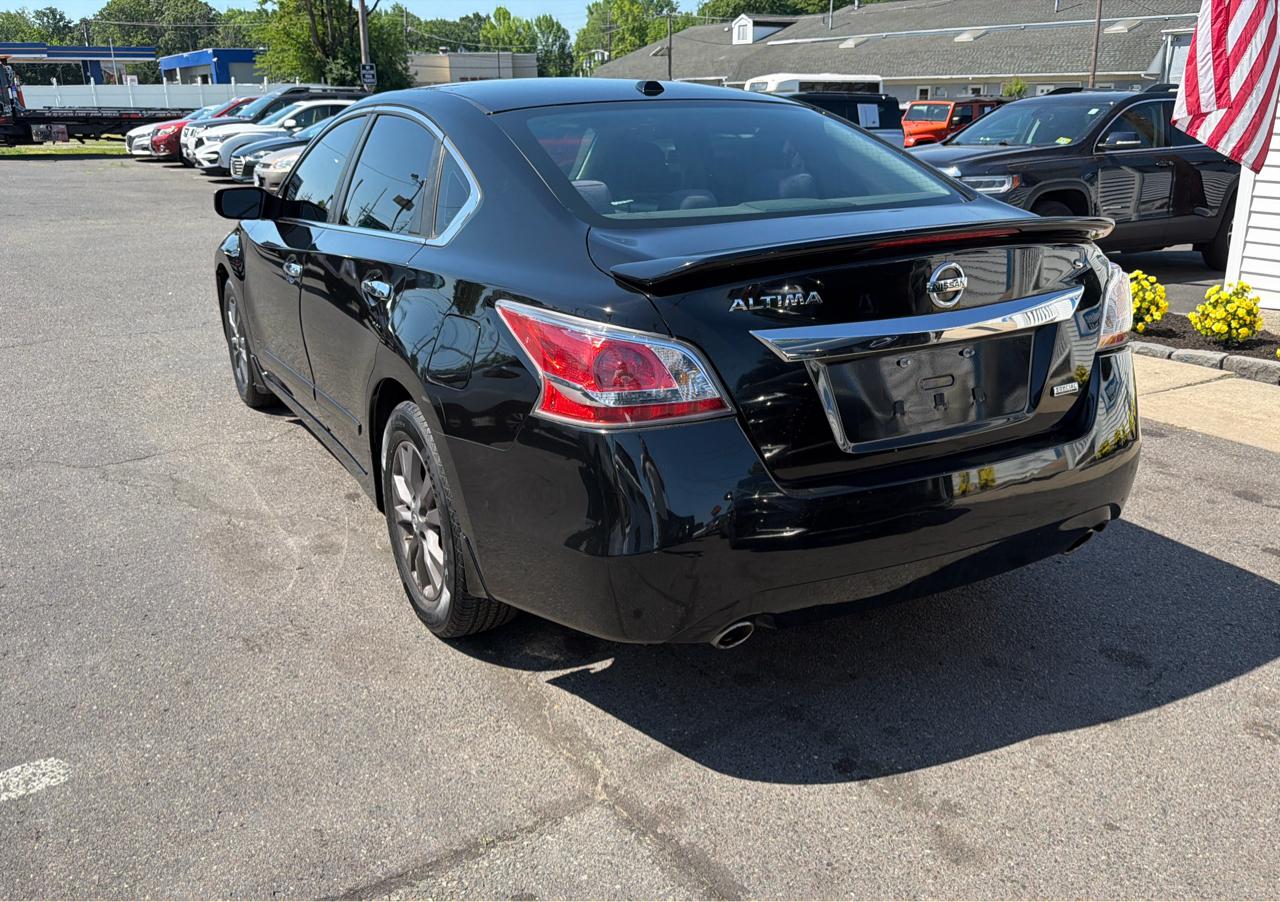 Nissan Altima 4dr Sdn I4 2.5 S 2015