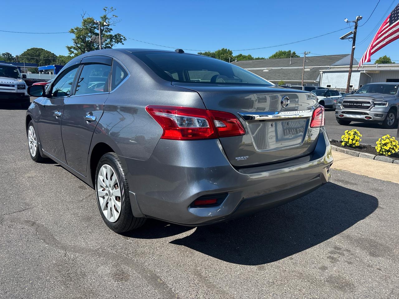 Nissan Sentra SV CVT 2017