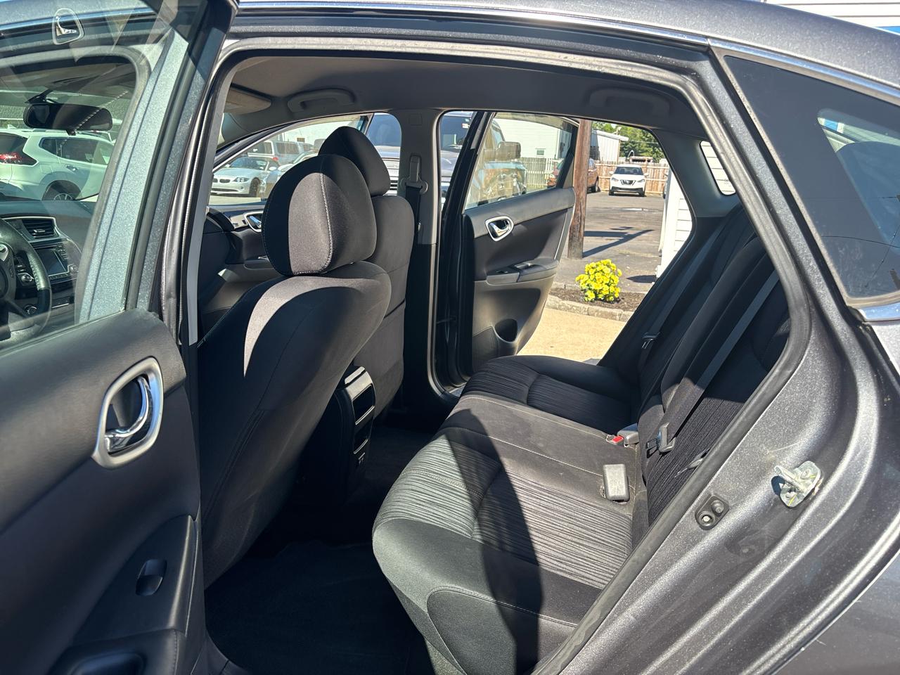 Nissan Sentra SV CVT 2017